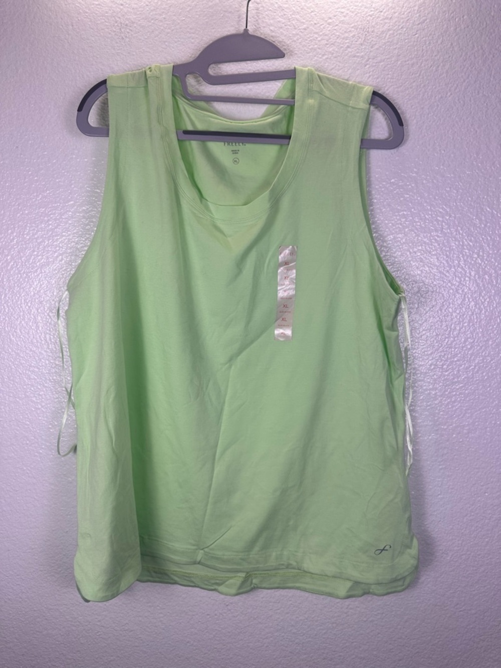 Freely Women's Sleeveless Athletic Tank Top Light Green Cotton Blend XL